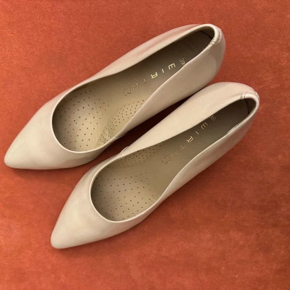 Wirth‎ Nude Patent Leather Pointed Toe Block Heel Pumps Size EU 39 - Picture 3 of 7